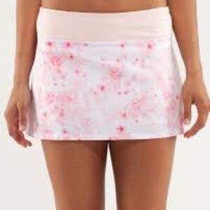 EUC Lululemon Run Pace Setter Pink Parfait 8 Regular Skirt